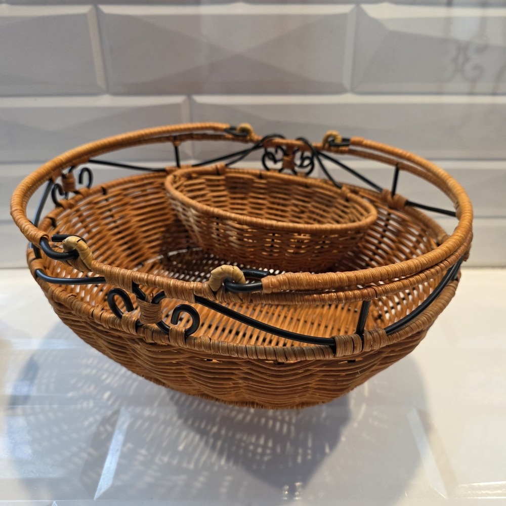 Princess House 2-pc Oval Ratan/Metal Basket w/ Dip Holder